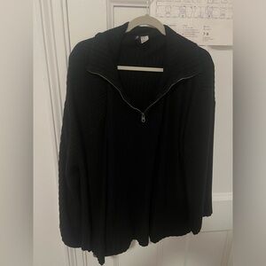 H&M| black ribbed zip up sweater